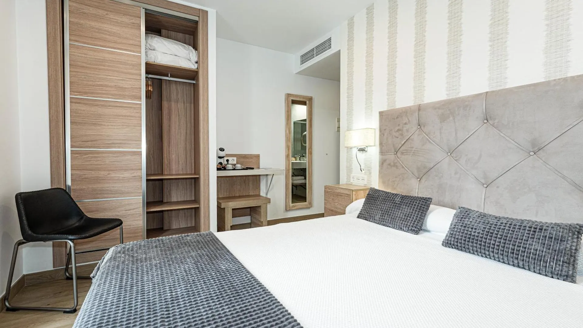Hostal Boutique Aurora Nerja Spain