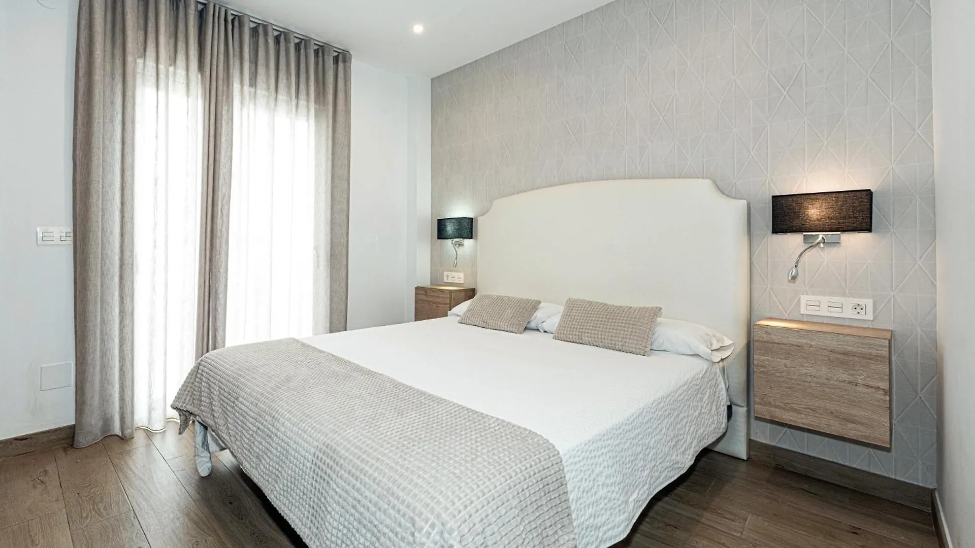 Πανσιόν Hostal Boutique Aurora Nerja